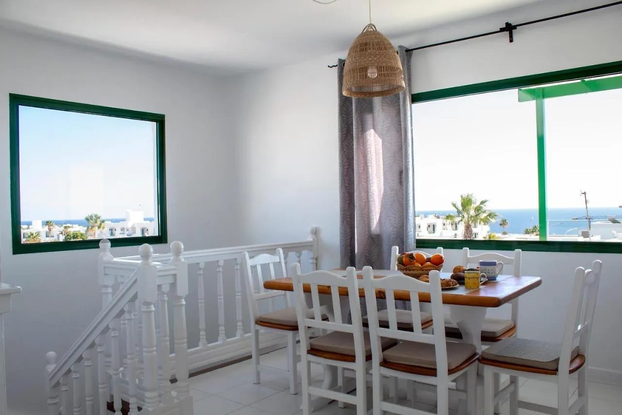Villa Sea&Sky - Spectacular 180 Degree Ocean Views Puerto del Carmen  Puerto del Carmen (Lanzarote)